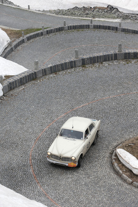 Volvo 122S (1964) - an der Rallye Peking-Paris 2013 - Sonderprüfung Tremola Tag 31