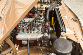 Volvo 144 GL (1972) – Die Bosch-Einspritzung bringt fast einen Viertel Mehrleistung