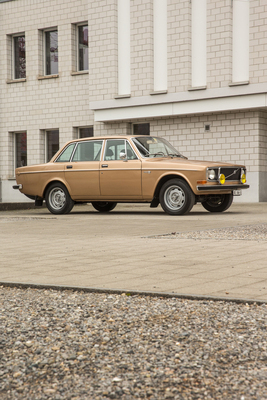 Volvo 144 GL (1972) – Grand Luxe