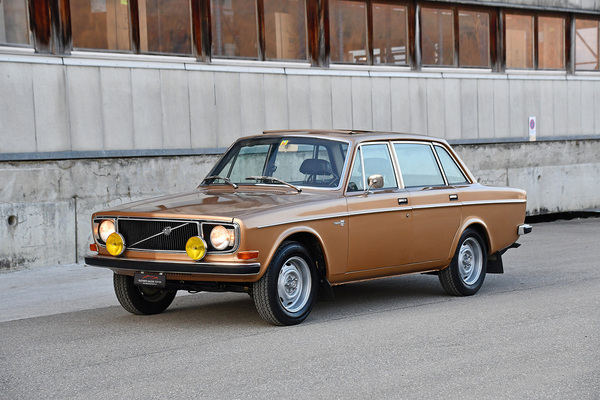 Bild: Volvo 144 GL (1972) - als Lot 33 angeboten an der Versteigerung der Oldtimer Galerie Toffen am 22. März 2025
