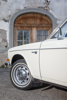 Volvo 145 (1972) - Stahlrad und Radkappe