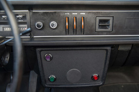 Volvo 145 (1972) - aufgeräumte Mittelkonsole