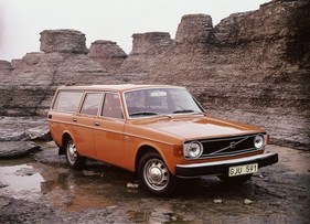 Volvo 145 (1973) - Variante 145 DL