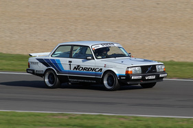 Volvo 240 Turbo (1986) - bei der Präsentation ehemaliger DTM-Fahrzeuge am AvD Oldtimer Grand Prix 2012