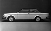 Volvo 262 C (1977) - eine gewisse Eleganz ist dem Coupé nicht abzusprechen (© Archiv Automobil Revue) Volvo 262 C (1977) - eine gewisse Eleganz ist dem Coupé nicht abzusprechen (© Archiv Automobil Revue)