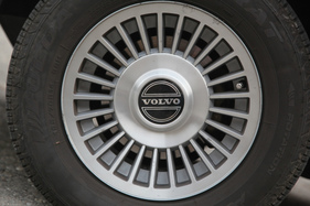 Volvo 262 C (1981) - Aluräder mit feinen Speichen