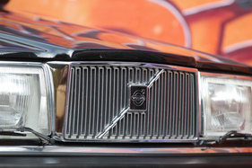 Volvo 262 C (1981) - der klassische Volvo-Kühlergrill der Nach-1980-Generation