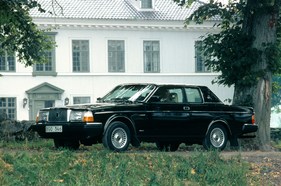 Volvo 262 C (1982) - erst ab Serie 3 gab es die schwarze Lackierung