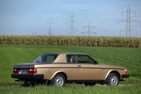 Volvo 262 C (1982) - klassische Farbe für das Volvo-Coupé