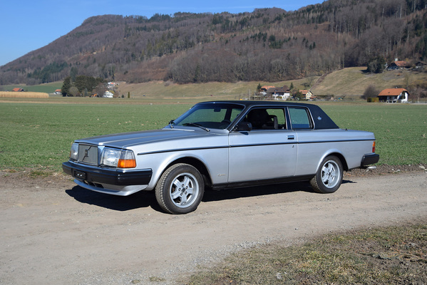 Volvo 262 C Bertone (1981) - gemeldet als Lot 006 an der Versteigerung der Oldtimer Galerie in Toffen am 30. März 2019