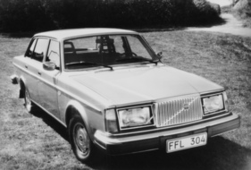 Volvo 264 GL (1975) – mit Luxusausstattung