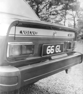 Volvo 66 GL (1975) – Typisch Volvo: die bulligen Stossstangen