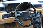 Bild: Volvo 780 Bertone (1987) - grosse Prallplatte im Lenkrad