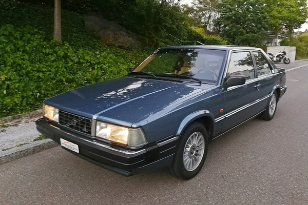 Bild: Volvo 780 Coupé Bertone (1987) - als Lot 127 angeboten an der Frühlingsversteigerung der Oldtimer Galerie Toffen am 25. März 2023