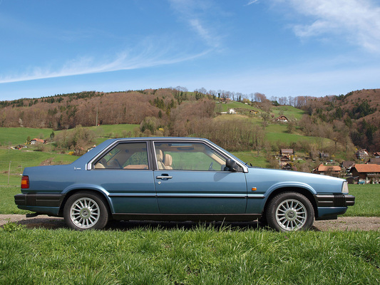 Volvo 780 Coupé Bertone (1987) - angeboten an der Versteigerung der Oldtimer Galerie in Toffen am 28. November 2015