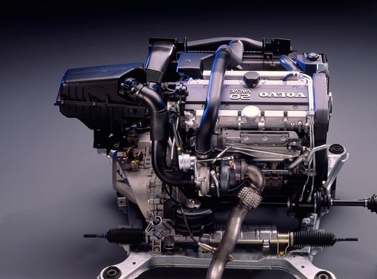 Image: Volvo 850, 5-cyl. 2.3 L