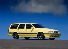 Volvo 850 T5 R (1995) - sporty estate car