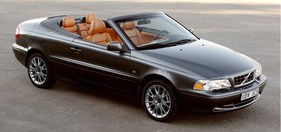 Volvo C70 Cabrio (2002) - elegante Farbkombination