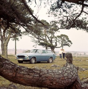 Volvo P 1800 ES (1971) - Country idyll