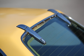 Volvo P 1800 ES (1973) - aussenliegende Scharniere für die Glas-Heckklappe