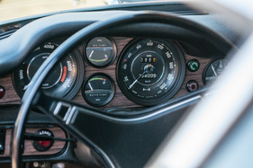Volvo P 1800 ES (1973) - komplett instrumentiert