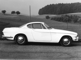 Volvo P 1800 S (1962) - man sieht, dass das Design schon Mitte der Fünfzigerjahre enstand