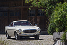 Volvo P1800 E (1970) - die Front erinnnert an Ferrari-Sportwagen der späten Fünfzigerjahre