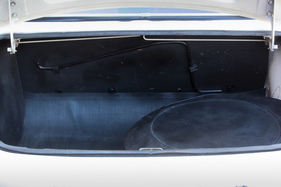Volvo P1800 E (1970) - knapper Kofferraum