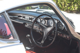 Volvo P1800 E (1970) - mit grossem Lenkrad