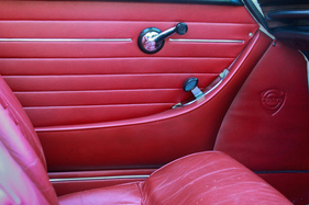 Volvo P1800 E (1970) - ungewöhnlicher Türöffner
