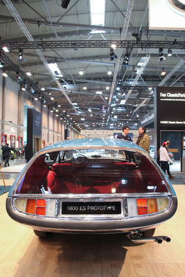 Volvo P1800 ES (1968) - sicherlich spektakulär (Techno Classica 2018)