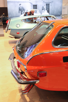 Volvo P1800 ES (1972) - Vergleich des Heckabschluss mit dem Prototyp von 1968 (Techno Classica 2018)