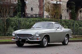 Volvo P1800 S (1964) - offered as lot 003 at the Artcurial Rétromobile Paris auction on February 2, 2024