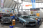Volvo P1800S (1973) - der Schneewittchensarg in der Mitte der Volvo-Clubpräsentation - an der Retro Classics Stuttgart 2013