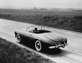 Volvo P1900 Prototyp (1956) - mit Kunststoffkarosserie