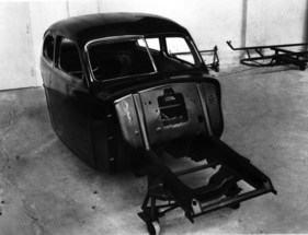 Volvo PV 444 (1945) - die selbsttragende Karosserie (1945)