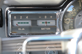 Volvo PV 444 (1956) - Öldruck-Anzeige und Ampére-Meter