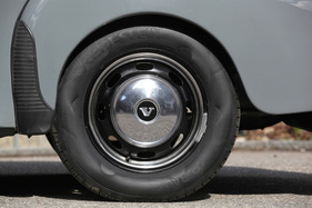 Volvo PV 444 (1956) - Raddeckel hatten nur die nobleren Versionen
