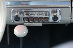 Volvo PV 444 (1956) - Vierwellen-Radio