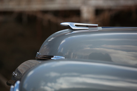 Volvo PV 444 (1956) - mit Kühlerfigur