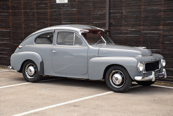 Volvo PV 444 K (1956) - als Lot 52 an der Versteigerung der Oldtimer Galerie Toffen am 21. April 2018