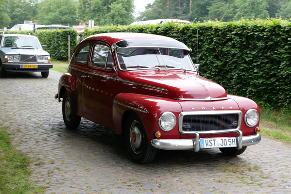 Volvo PV 544 (1963) – "Buckel" vor "Ziegelstein" – Bockhorner Oldtimermarkt 2024