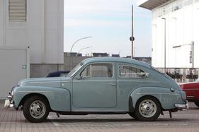 Volvo PV 544 (1964) - auf dem Besucherparkplatz - Hamburg Motor Classics 2017 (1964)