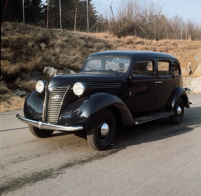 Bild: Volvo PV801 (1938) - Das Design des PV801 wurde von Stromlinien inspiriert.