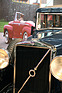 Volvo TR 679 (1934) - der Kühler der Vorkriegsrarität mit einem späteren Volvo-Cabriolet im Hintergrund (Techno Classica 2013)