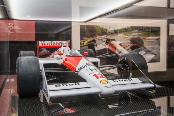 Vom Modellauto zum Gemälde, …