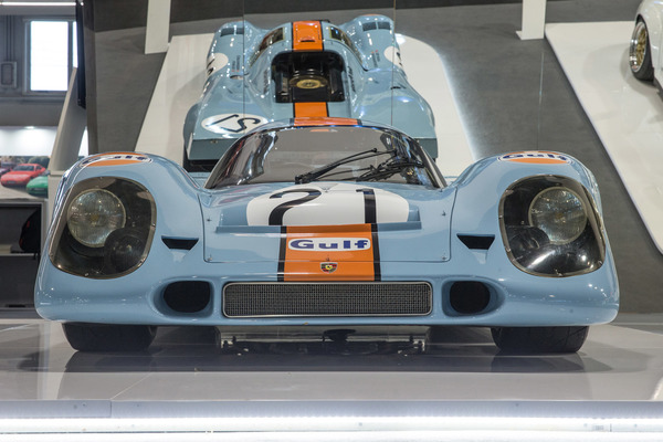 Von Porsche ist in Padua auffallend viel zu sehen, …