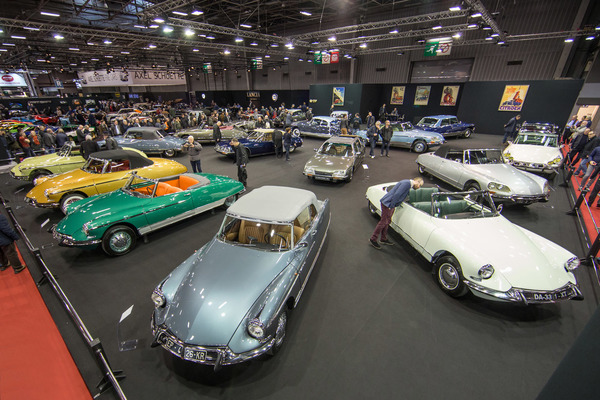 Vor allem DS-Varianten, aber auch andere Citroën-Modelle in der Chapron-Citroën-Sonderschau - Rétromobile Paris 2019
