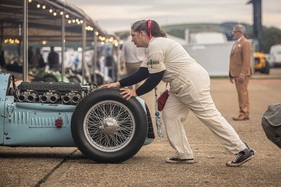 Vorbereitung an den Boxen - Goodwood Revival 2024