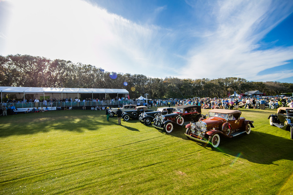 Vorfahren zur Präsentation - Amelia Island Conours d'Elégance 2017